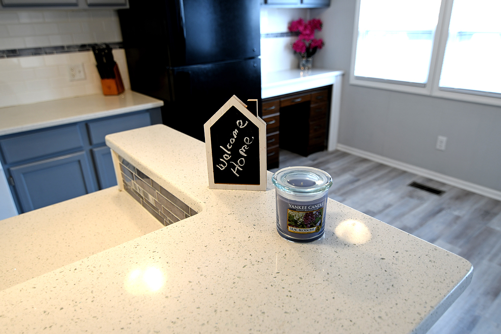 1134 Lakeview Road Elgin, IL 60123 - Photo 8 of 26 a close view of dining table