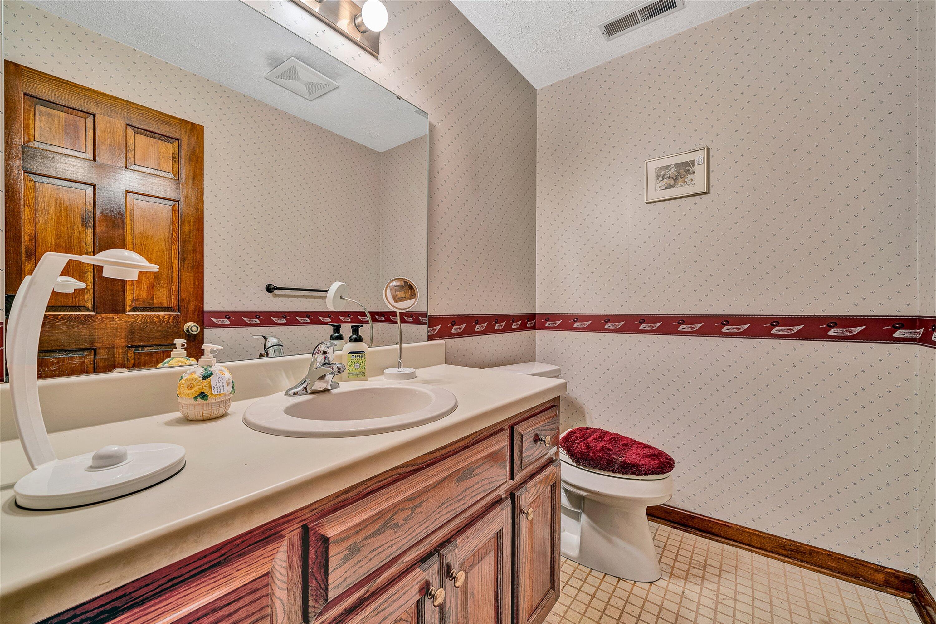 311 Foxcroft Drive Blue Ridge, VA 24064 - Photo 31 of 46 31-VM-02838