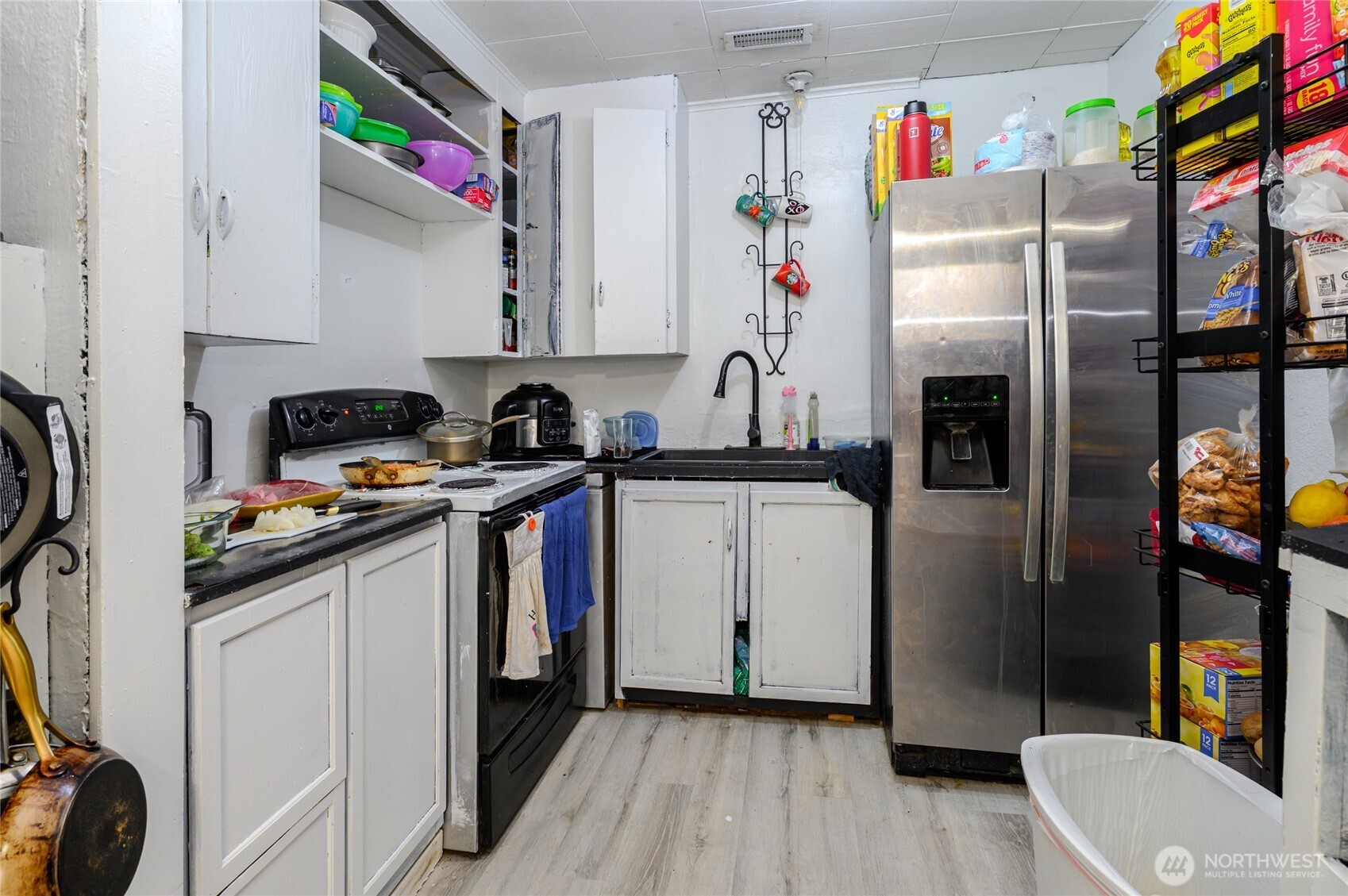 1002 Grandridge Road Grandview, WA 98930 - Photo 3 of 10