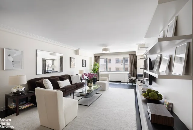 $995,000 | 27 East 65th Street, Unit 11D | Lenox Hill