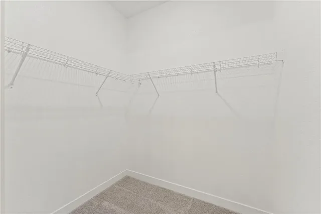 $415,950 | 411 Woodview Drive, Raymore, MO 64083