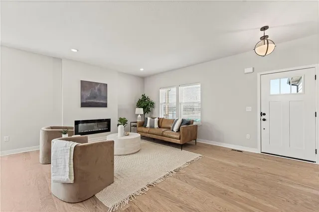 $415,950 | 411 Woodview Drive, Raymore, MO 64083