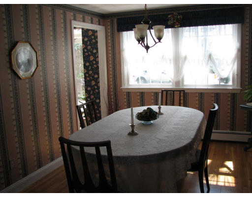 33 Keans Road Burlington, MA 01803 - Photo 5 of 16 Gallery Image 5