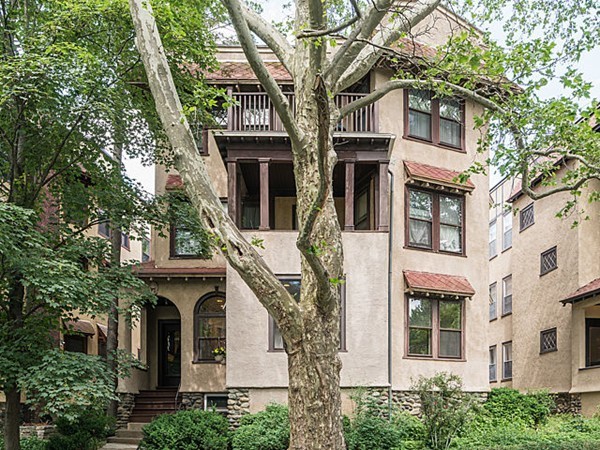 189 Rawson Road, Unit 1 Brookline, MA 02445 - Photo 2 of 20