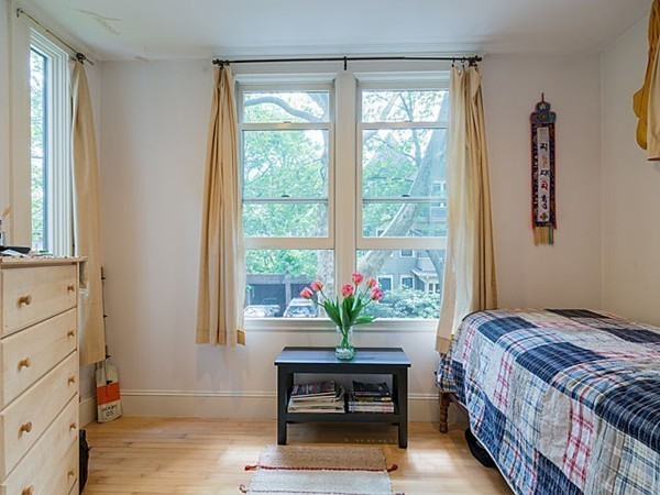 189 Rawson Road, Unit 1 Brookline, MA 02445 - Photo 7 of 20