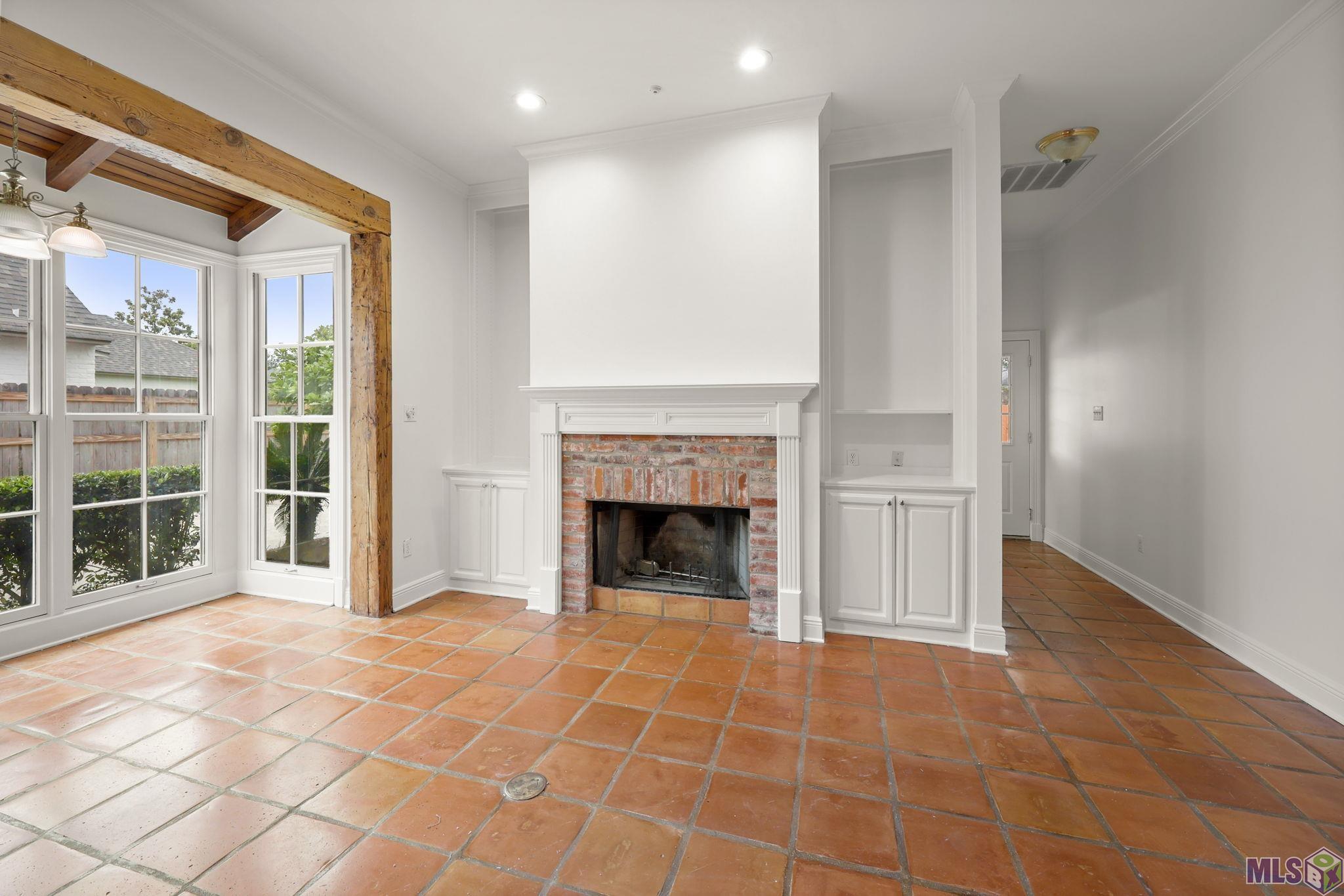 5515 North Pointer Court Baton Rouge, LA 70808 - Photo 9 of 47 Beautiful Natural Light
