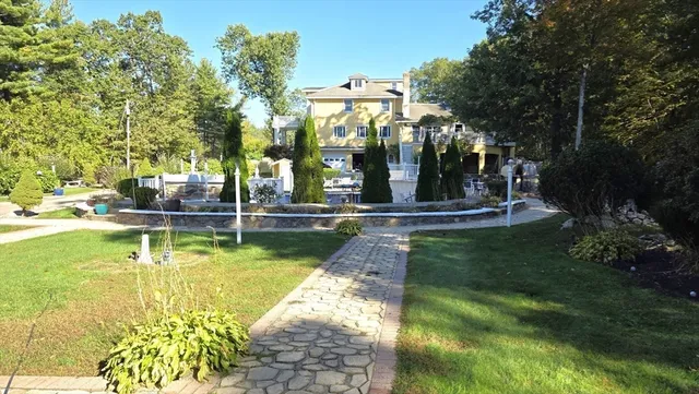 $1,499 | 85 Burlingame Road, Unit 1, Charlton, MA 01507