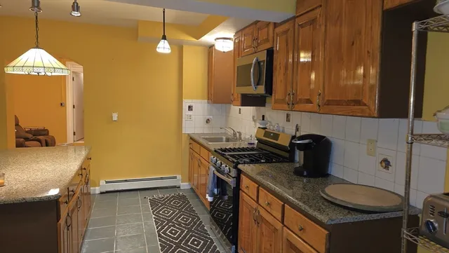 $1,499 | 85 Burlingame Road, Unit 1, Charlton, MA 01507