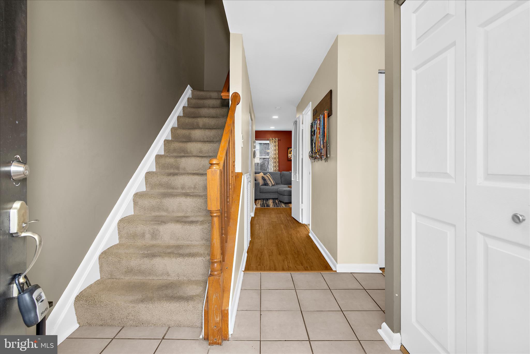 47 Vienna Court Frederick, MD 21702 - Photo 8 of 47 a view of an entryway