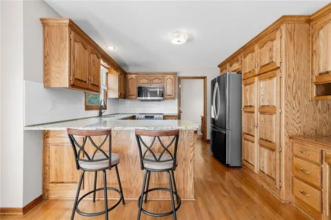 $390,000 | 1201 Aspen Drive, Smithville, MO 64089