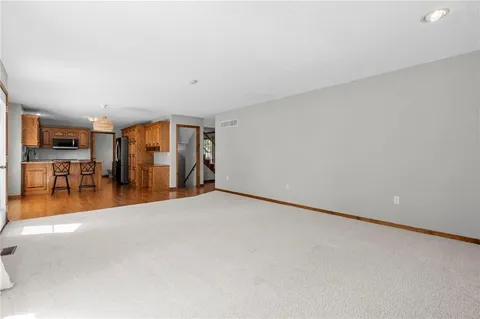 $390,000 | 1201 Aspen Drive, Smithville, MO 64089