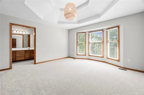 $390,000 | 1201 Aspen Drive, Smithville, MO 64089