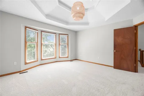 $390,000 | 1201 Aspen Drive, Smithville, MO 64089