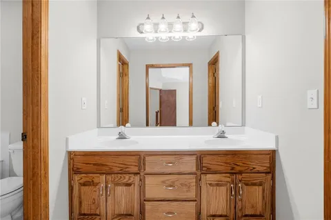 $390,000 | 1201 Aspen Drive, Smithville, MO 64089