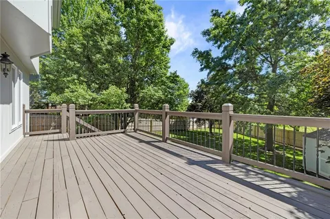 $390,000 | 1201 Aspen Drive, Smithville, MO 64089