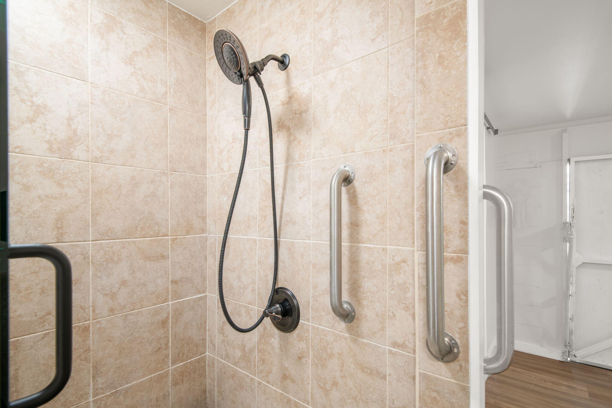 2401 Medcliff Road Santa Barbara, CA 93109 - Photo 14 of 25 Garage Shower
