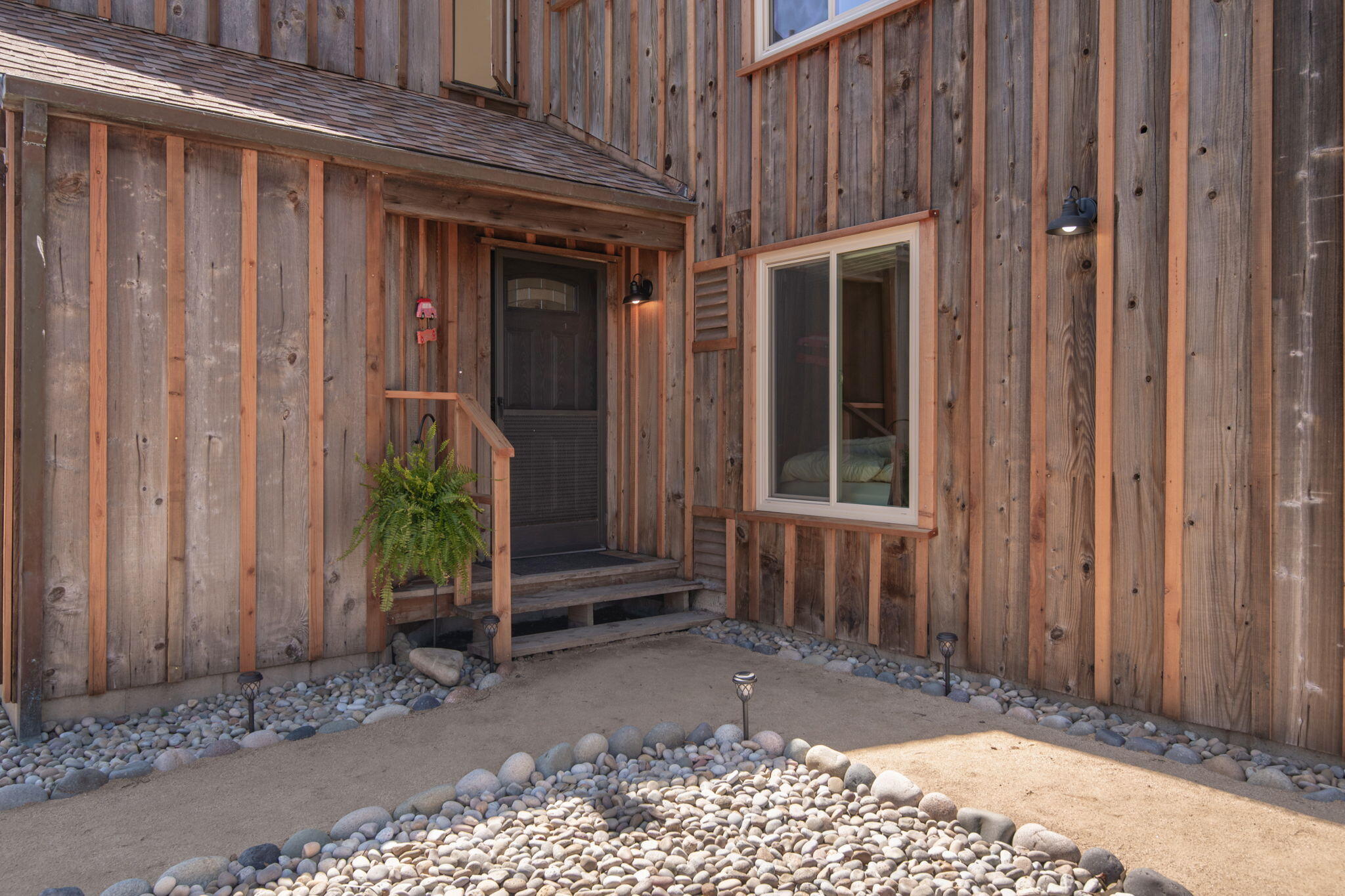 2401 Medcliff Road Santa Barbara, CA 93109 - Photo 7 of 25 Entrance