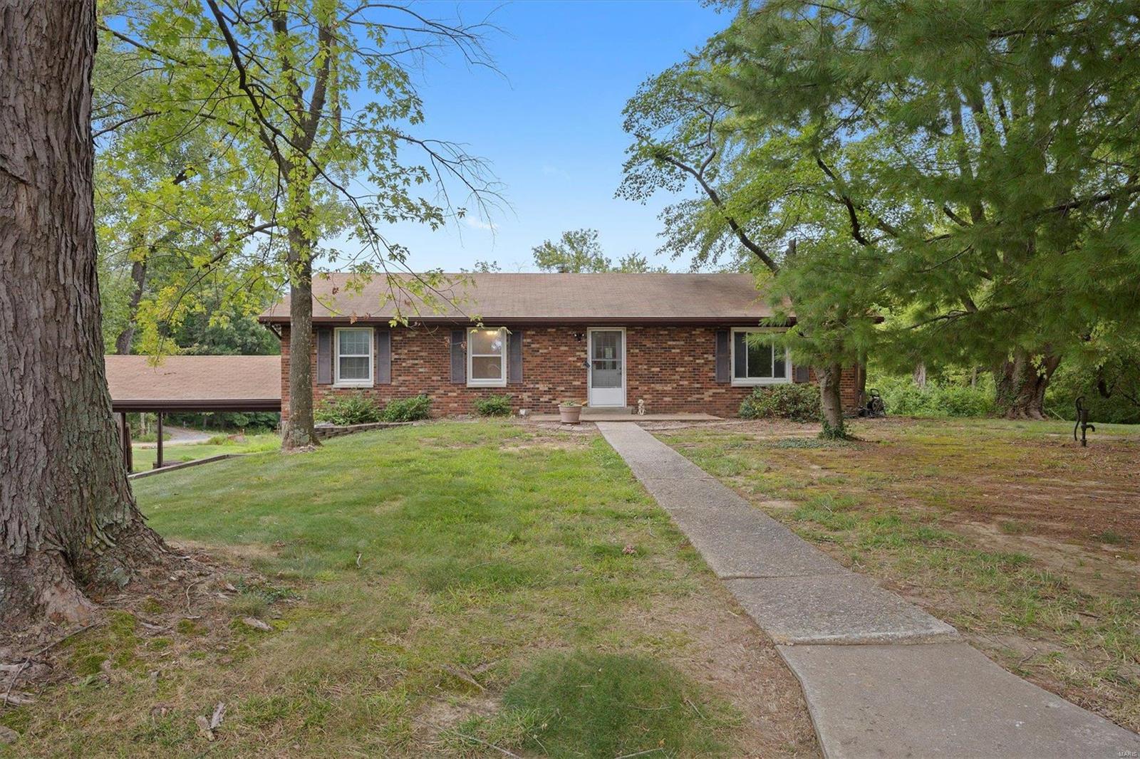 6201 Town Hall Road Belleville, IL 62223 - Photo 1 of 35 Gallery Image 1