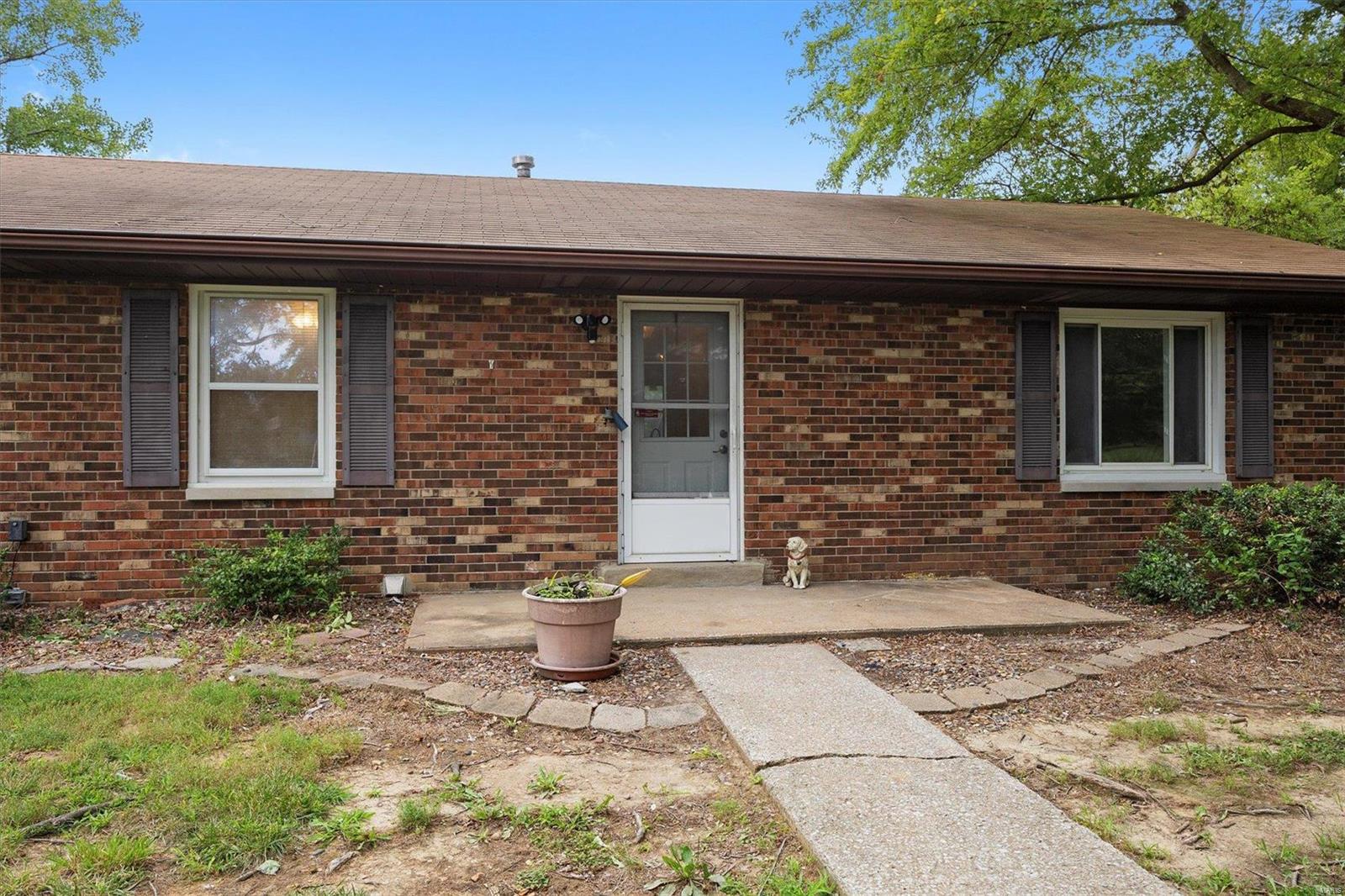 6201 Town Hall Road Belleville, IL 62223 - Photo 3 of 35 Gallery Image 3