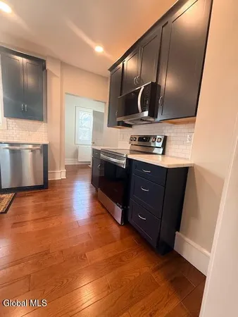 $3,200 | 226 North Greenbush Road, North Greenbush, NY 12180