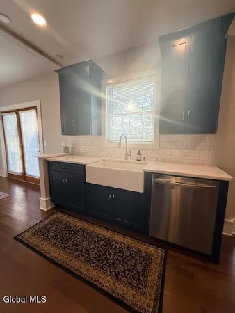 $3,200 | 226 North Greenbush Road, North Greenbush, NY 12180