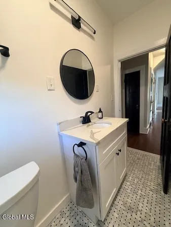 $3,200 | 226 North Greenbush Road, North Greenbush, NY 12180