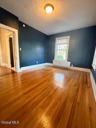 $3,200 | 226 North Greenbush Road, North Greenbush, NY 12180