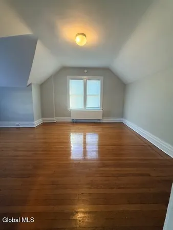 $3,200 | 226 North Greenbush Road, North Greenbush, NY 12180