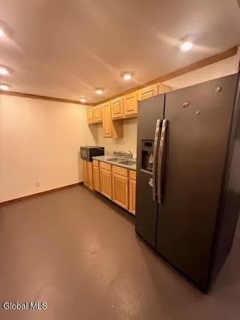 $3,200 | 226 North Greenbush Road, North Greenbush, NY 12180