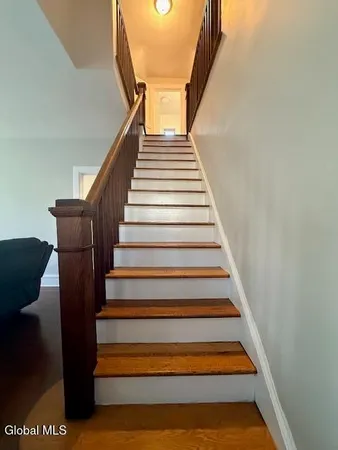 $3,200 | 226 North Greenbush Road, North Greenbush, NY 12180