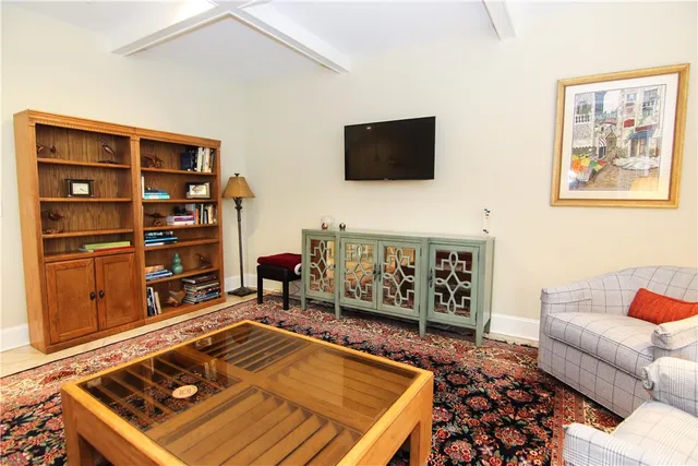 $3,950 | 105 Gascoigne Avenue, Unit 102, St. Simons Island, GA 31522