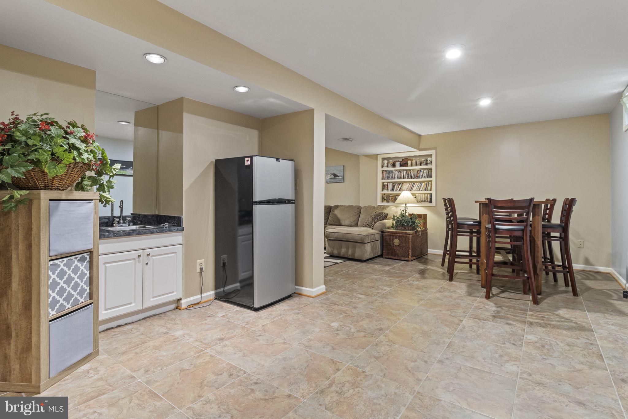 14116 Eternity Road Germantown, MD 20874 - Photo 16 of 21 Perfect space for game night!