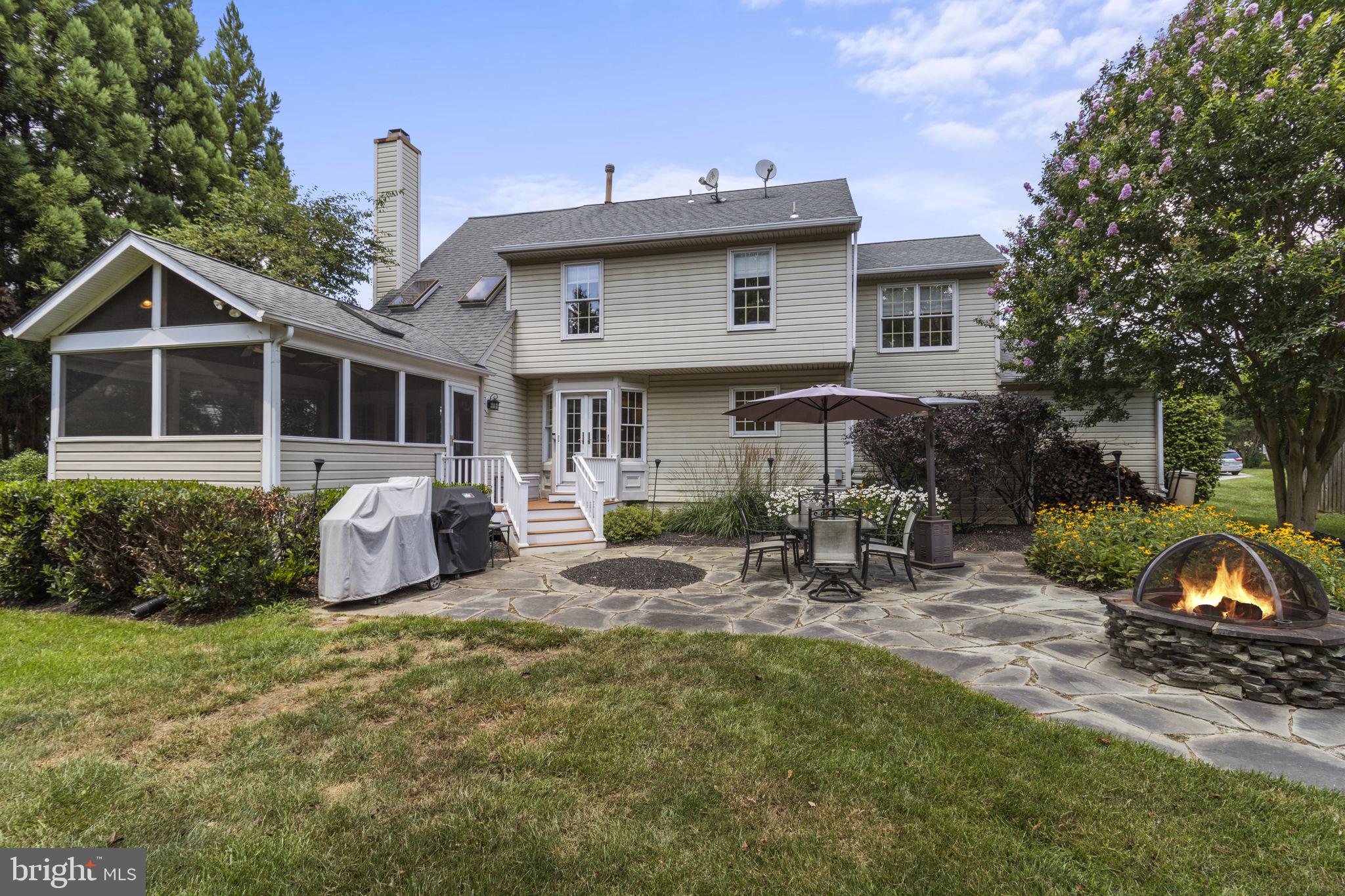 14116 Eternity Road Germantown, MD 20874 - Photo 18 of 21 Extend your living space outdoors