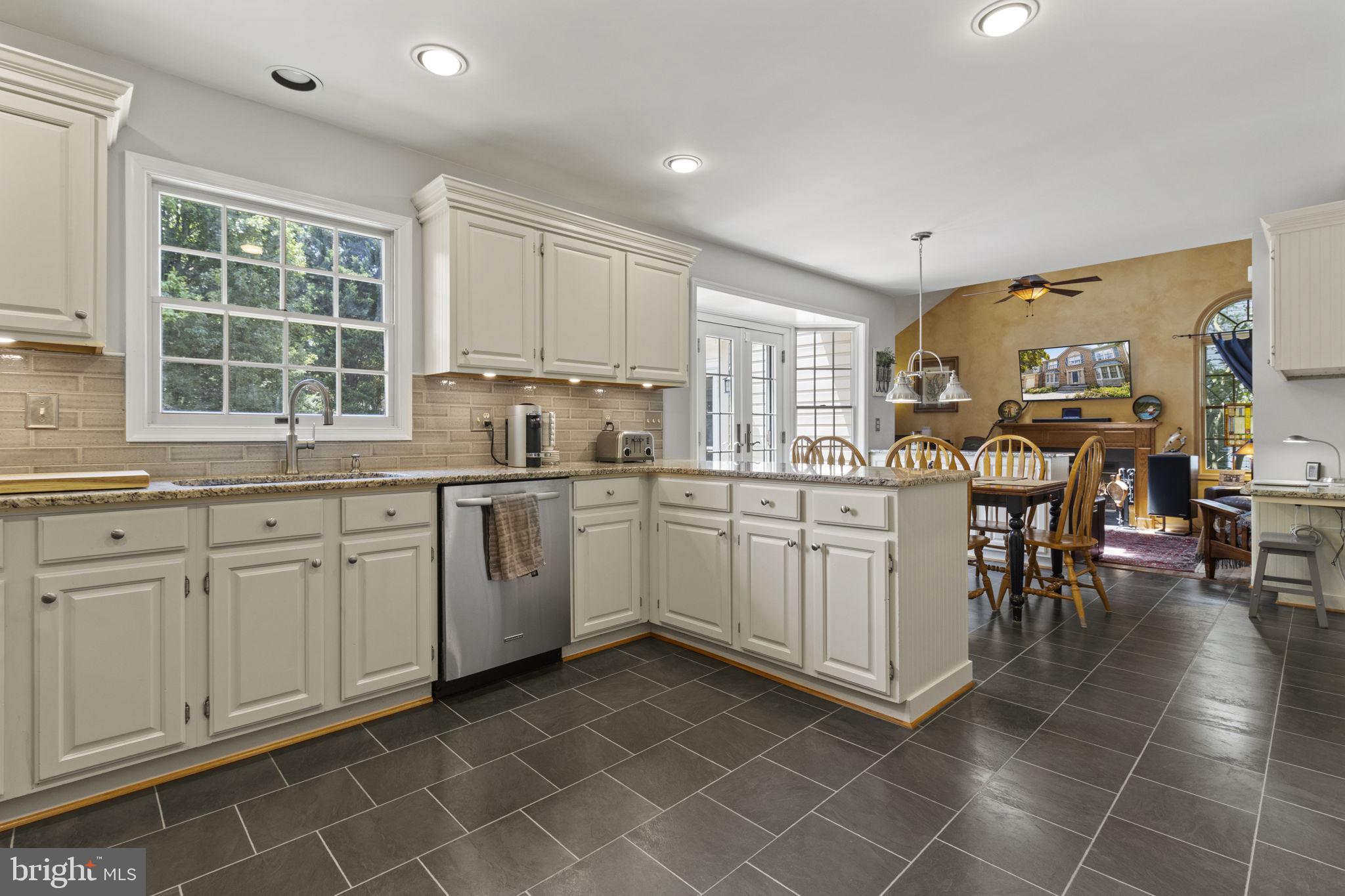 Eat-in kitchen flows to family room
