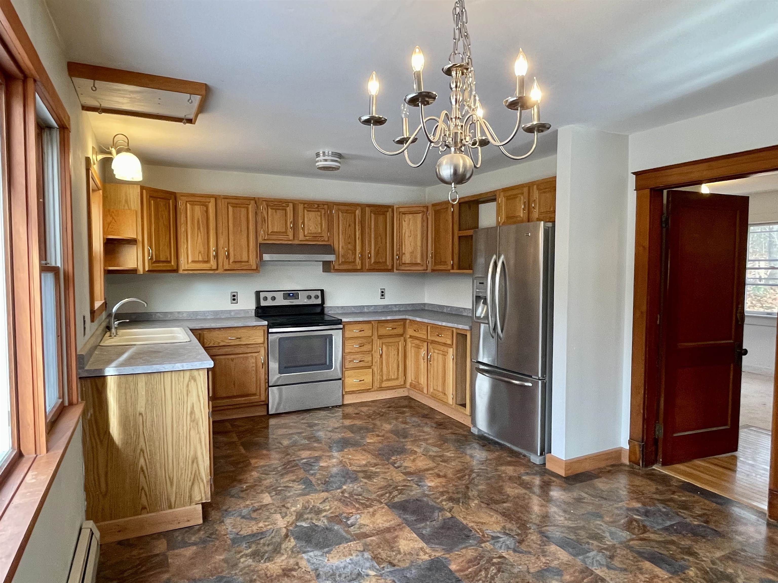 69 Costello Road Hartford, VT 05001 - Photo 5 of 29 Gallery Image 5