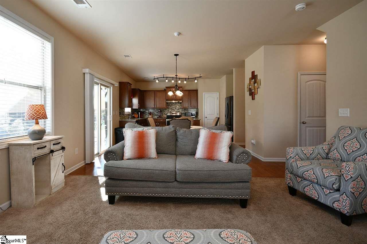 15 Shefleys Road Simpsonville, SC 29680 - Photo 10 of 36 Gallery Image 10