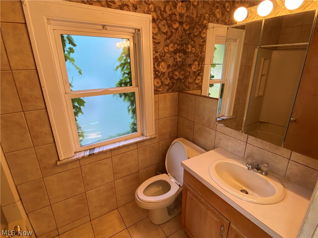 959 Rushleigh Road Cleveland Heights, OH 44121 - Photo 14 of 20