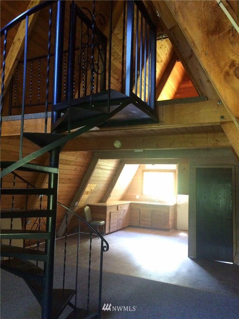 111 A Twisp River Road Twisp, WA 98856 - Photo 5 of 23 Gallery Image 5