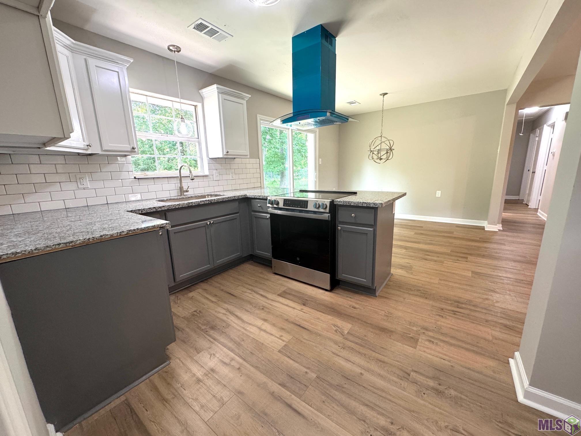 223 Gatebriar Street Baton Rouge, LA 70807 - Photo 2 of 8 Gallery Image 2