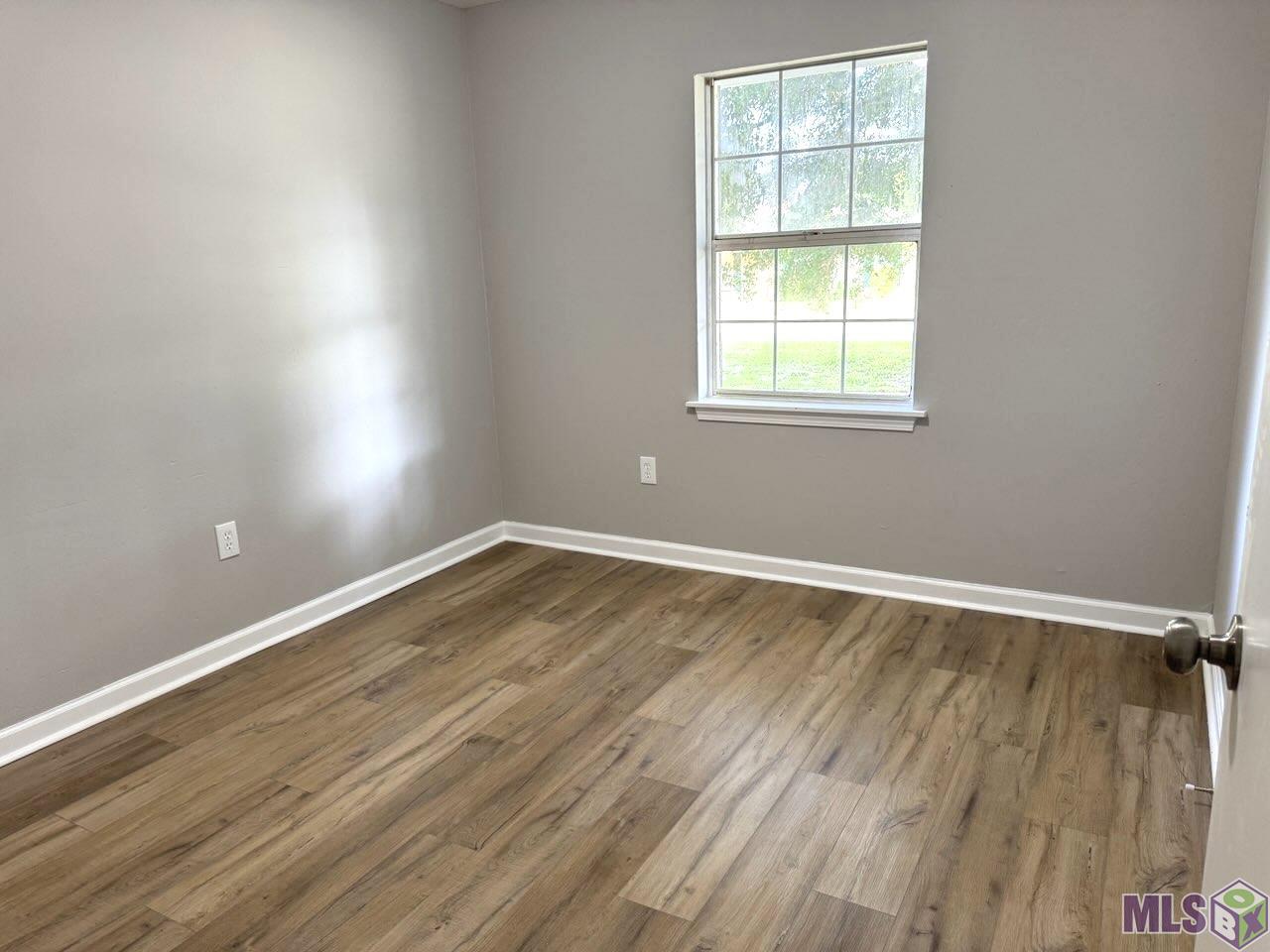 223 Gatebriar Street Baton Rouge, LA 70807 - Photo 4 of 8 Gallery Image 4