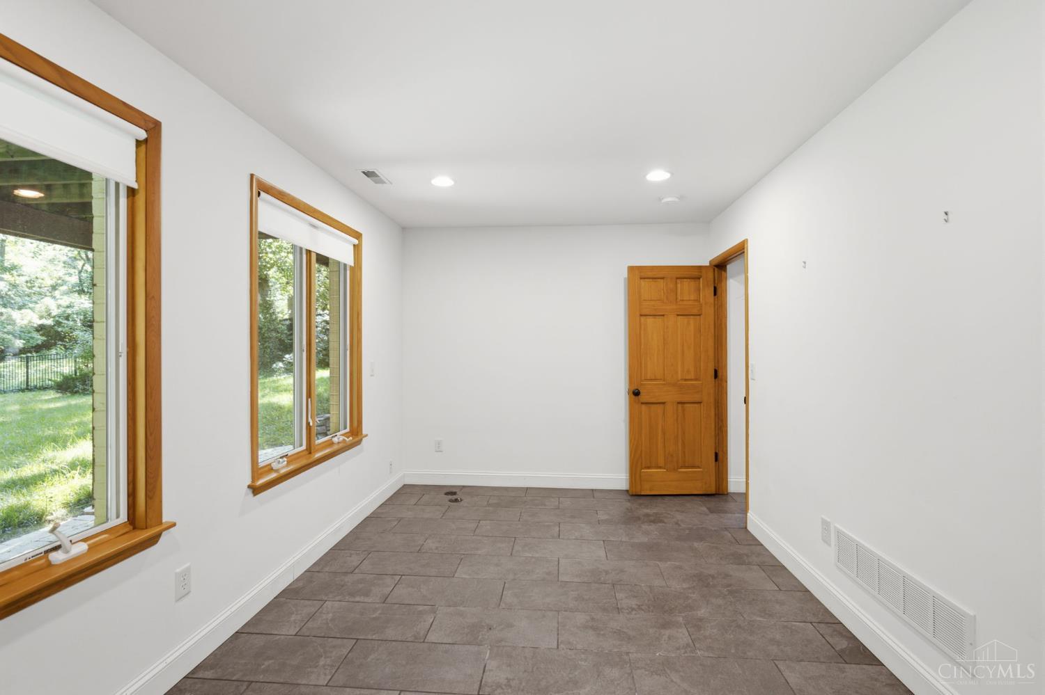 7767 Shawnee Run Road Cincinnati, OH 45243 - Photo 41 of 63