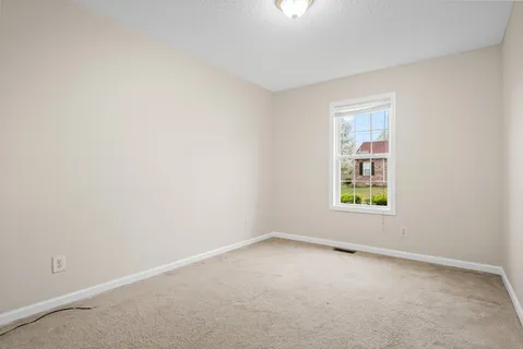 $220,000 | 221 Grassmire Drive, Clarksville, TN 37042