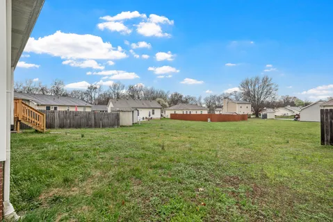 $220,000 | 221 Grassmire Drive, Clarksville, TN 37042