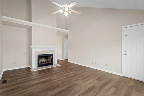 $220,000 | 221 Grassmire Drive, Clarksville, TN 37042