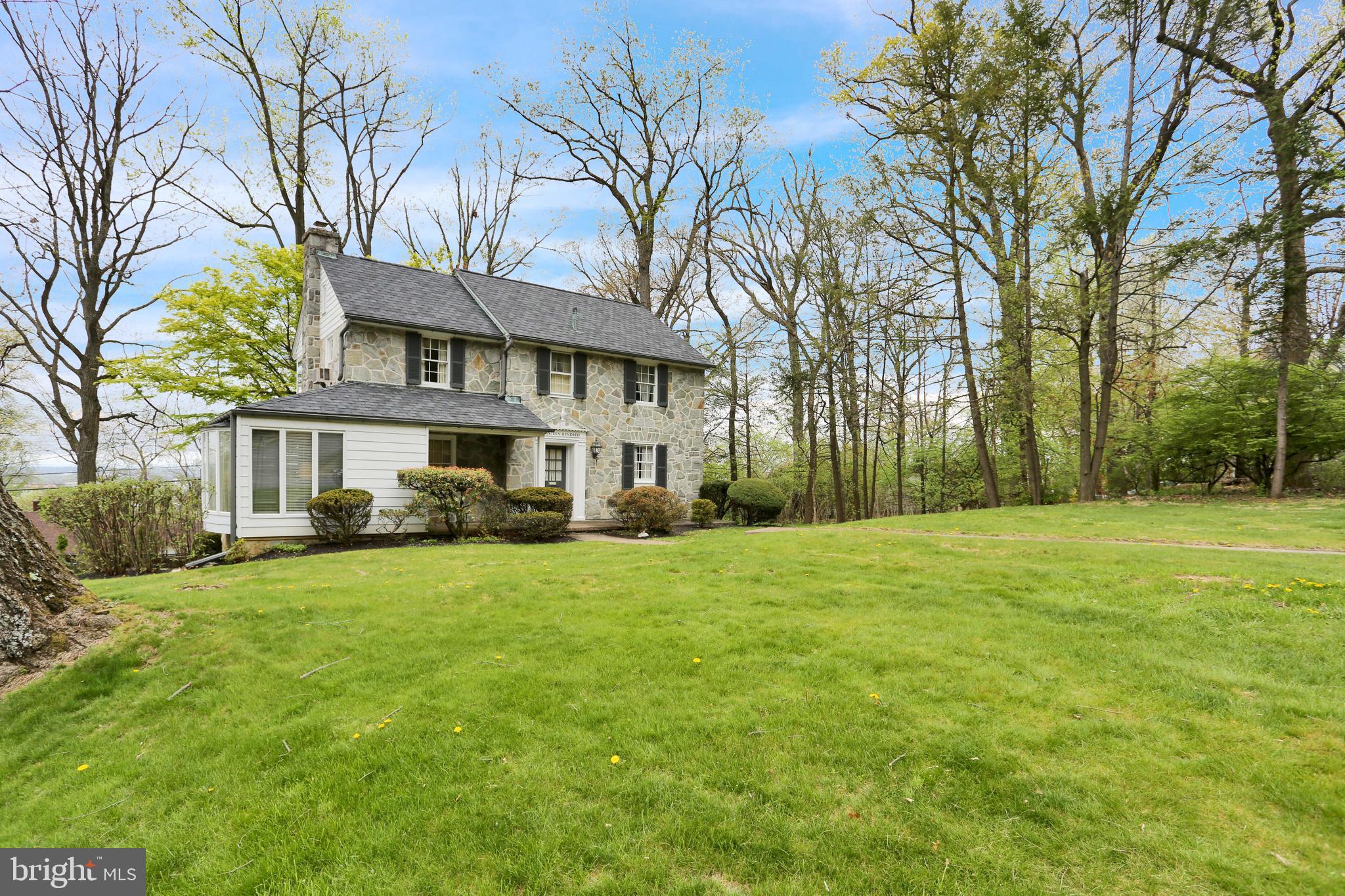 1300 Lorraine Road Reading, PA 19604 - Photo 3 of 28 Gallery Image 3