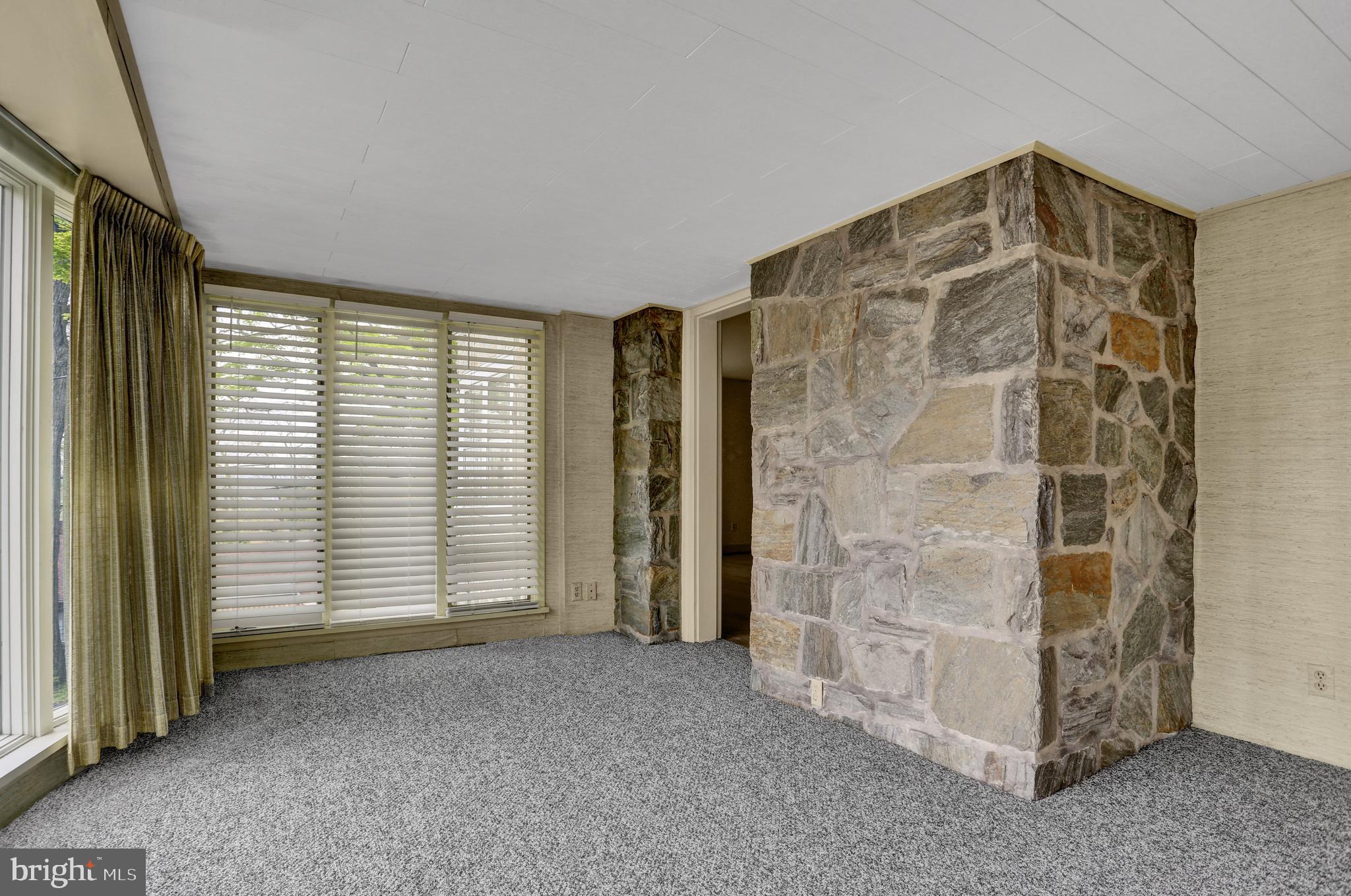 1300 Lorraine Road Reading, PA 19604 - Photo 6 of 28 Gallery Image 6