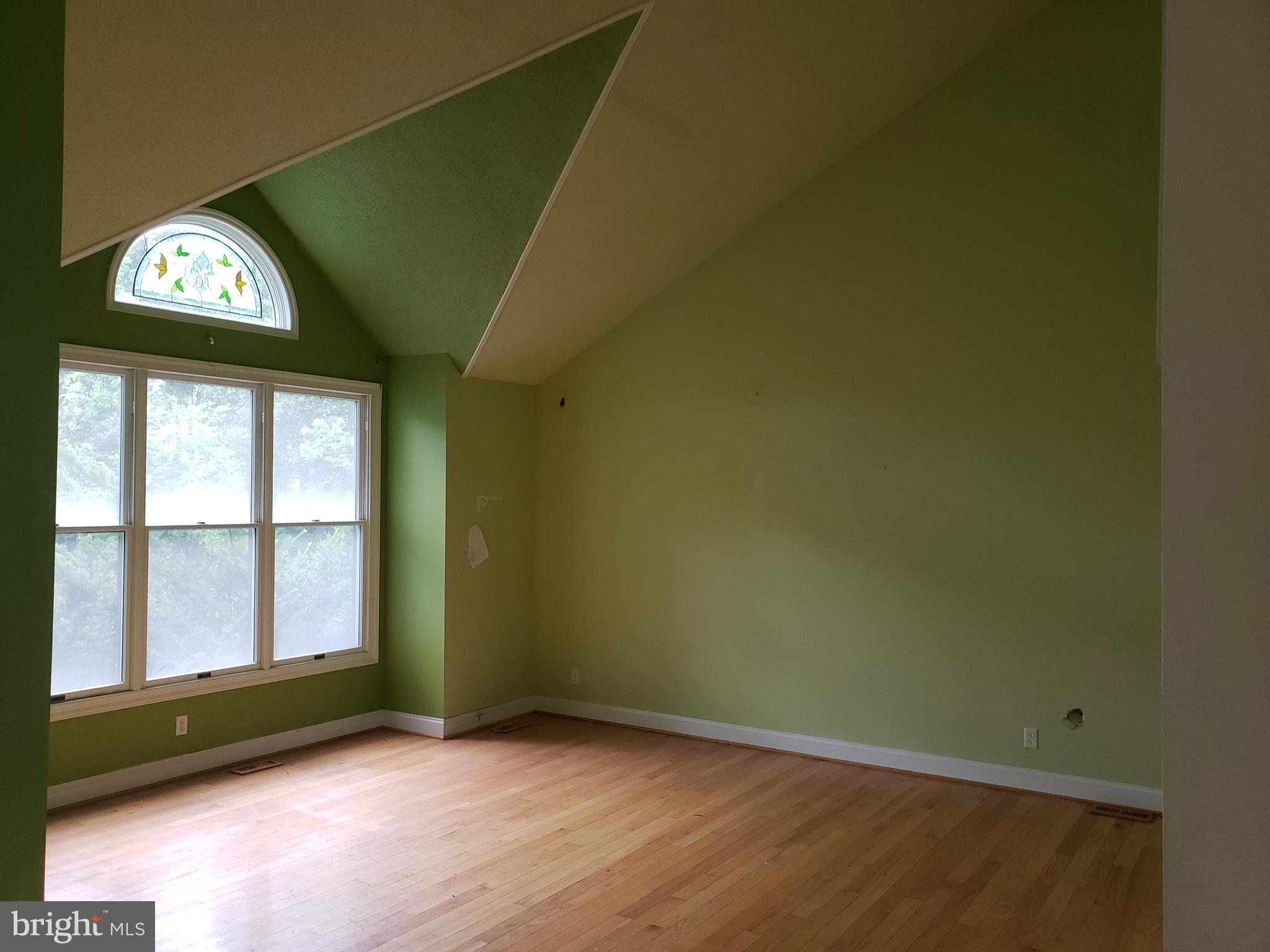 1303 Arnold Road Westminster, MD 21157 - Photo 12 of 53 LIVING ROOM