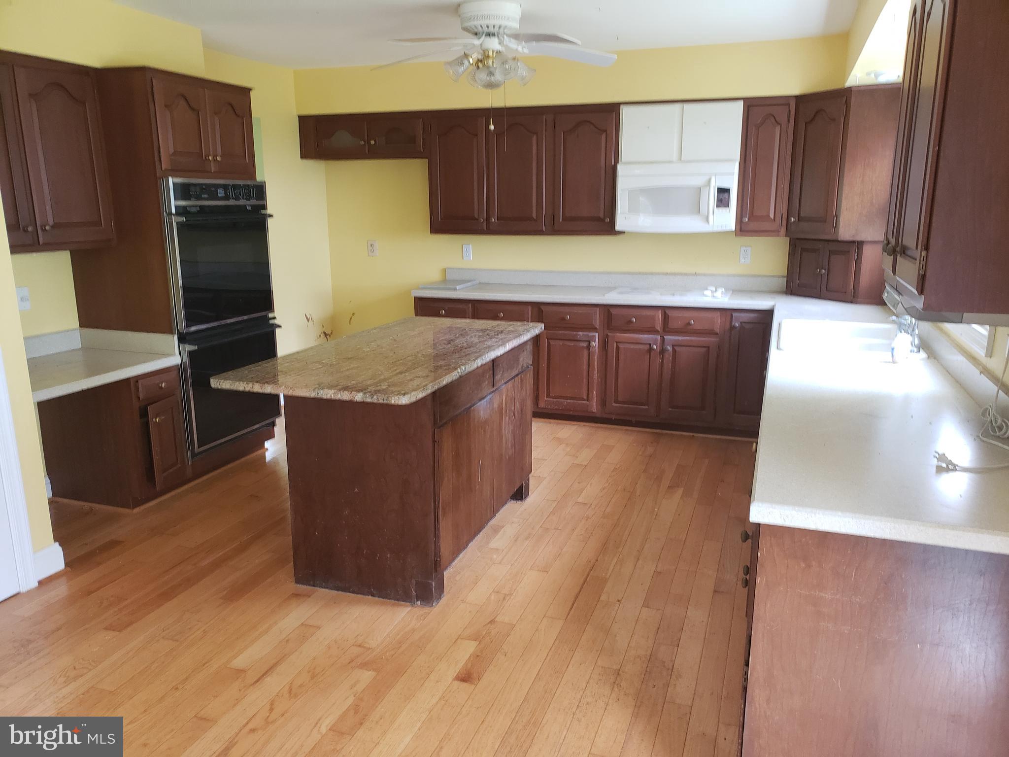 1303 Arnold Road Westminster, MD 21157 - Photo 15 of 53 KITCHEN