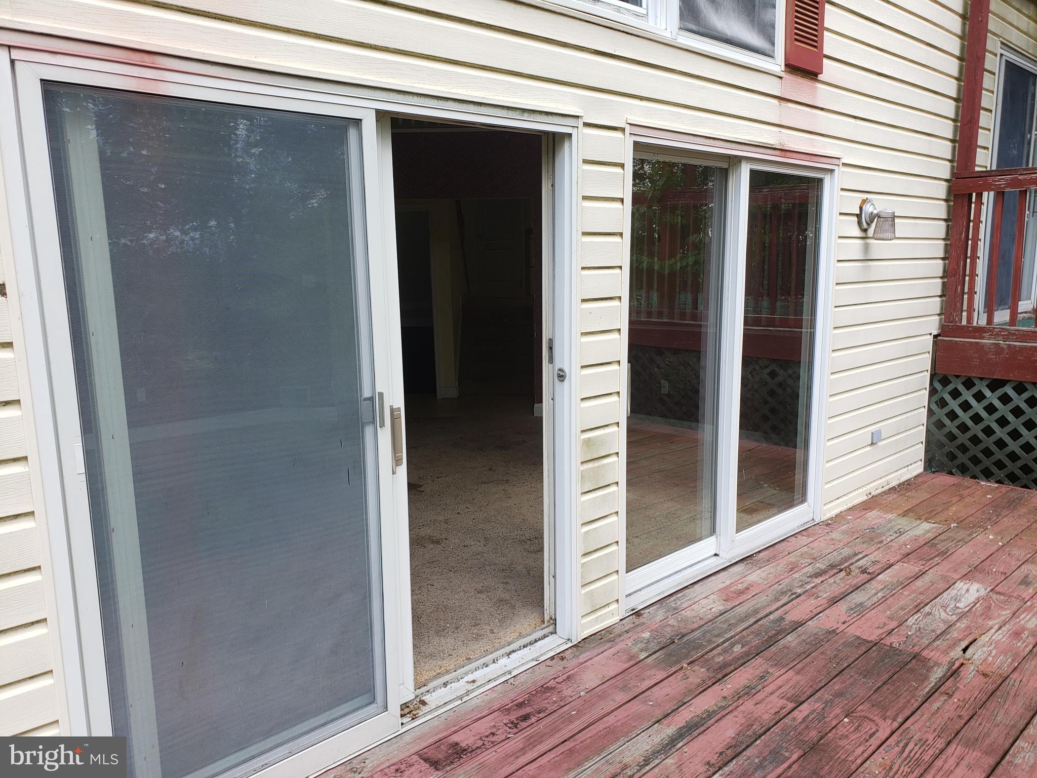 1303 Arnold Road Westminster, MD 21157 - Photo 22 of 53 SEPARATE REAR DECK - OFF FAMILY ROOM