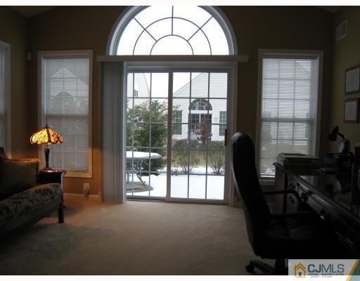 373 Windfall Lane Somerset, NJ 08873 - Photo 5 of 10